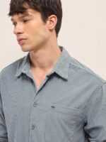 Men Corduroy Relaxed Fit Casual Shirt - Image 2