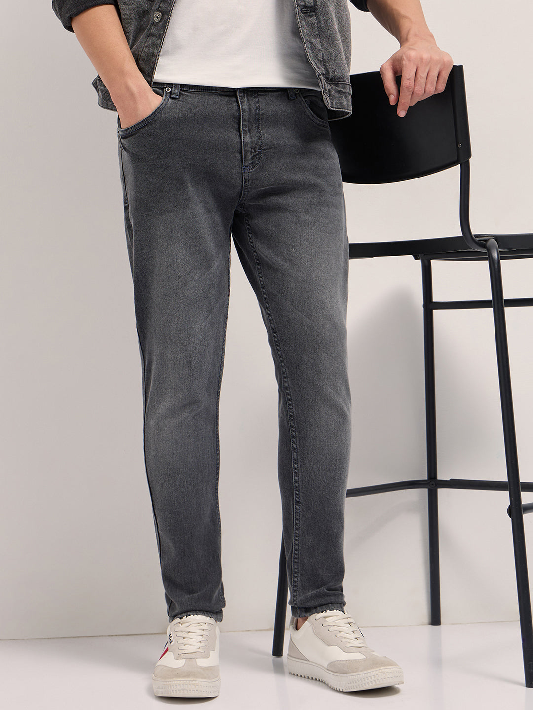grey mid rise skinny fit jeans with light fade grey mid rise skinny fit jeans with light fade