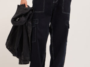 black mid rise baggy fit cargo jeans