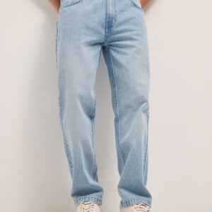 light blue with light fade mid rise straight fit jeans