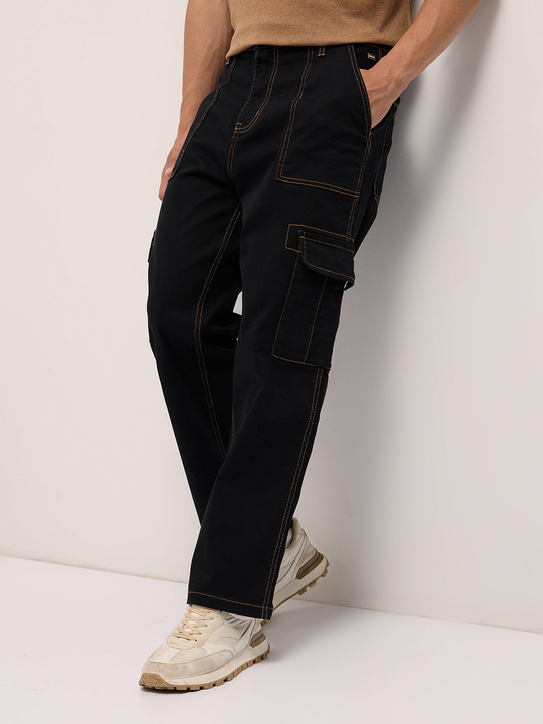 black mid rise baggy fit cargo jeans black mid rise baggy fit cargo jeans