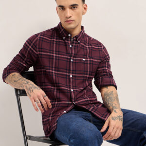maroon woven checked slim fit casual shirt
