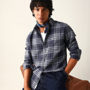 blue woven checkered slim fit casual shirt
