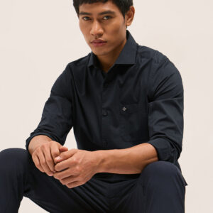 navy blue solid tailored fit formal shirt