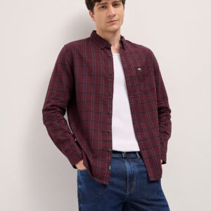 maroon checked slim fit casual shirt