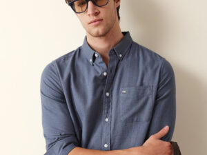 blue solid slim fit cotton casual shirt