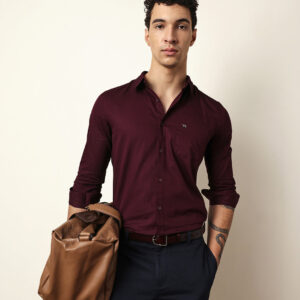 maroon solid slim fit casual shirt with button down collar