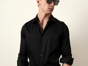 black solid tailored fit formal shirt