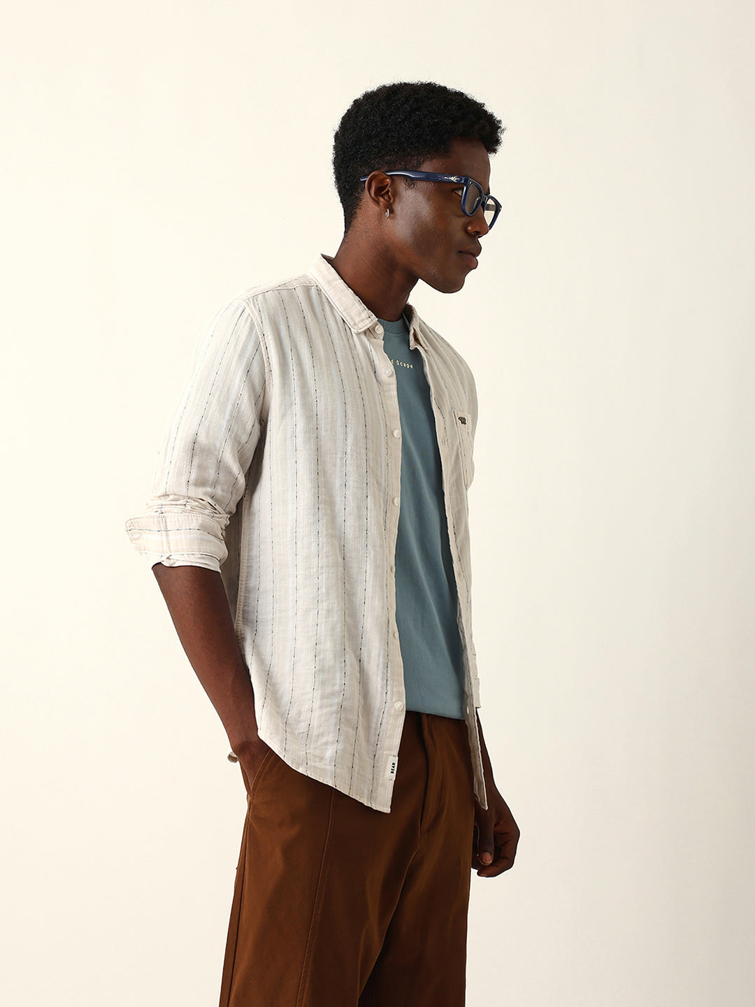 cream woven vertical striped slim fit casual shirt cream woven vertical striped slim fit casual shirt