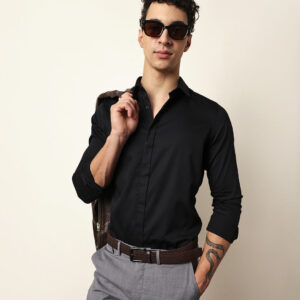 black tailored fit solid formal shirt with concealed button placket
