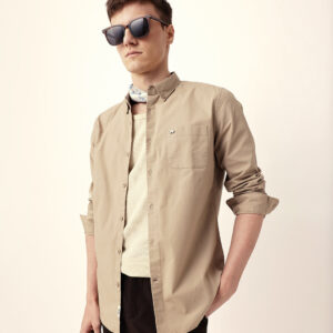 beige solid slim fit casual shirt with button down collar
