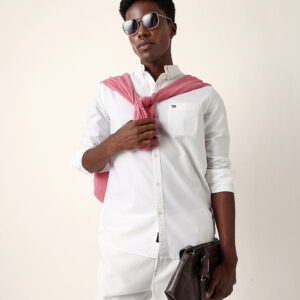 white solid slim fit casual shirt with button down collar