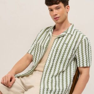 green geometrical woven self design relaxed fit casual shirt