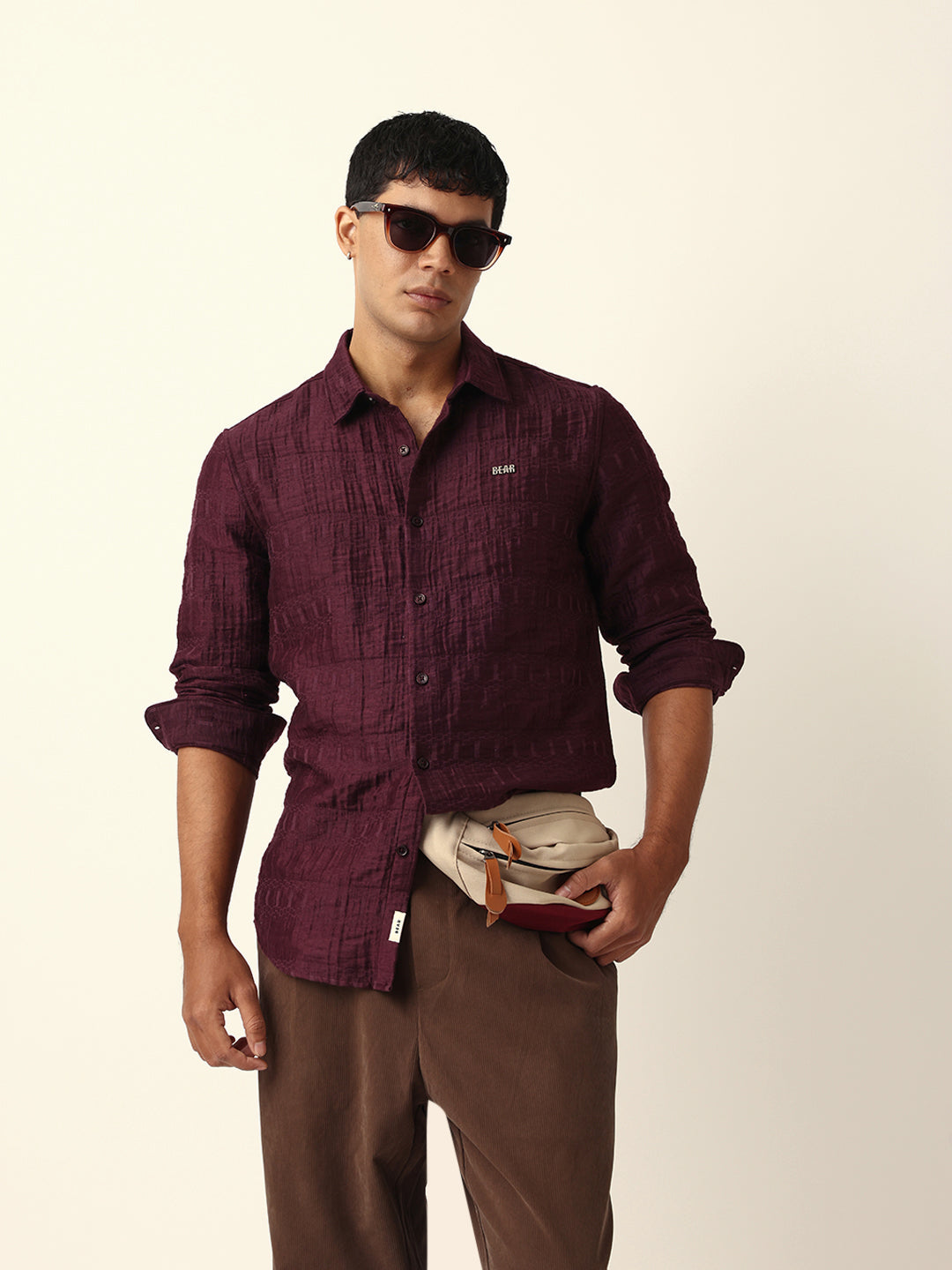 maroon textured woven self design slim fit casual shirt maroon textured woven self design slim fit casual shirt