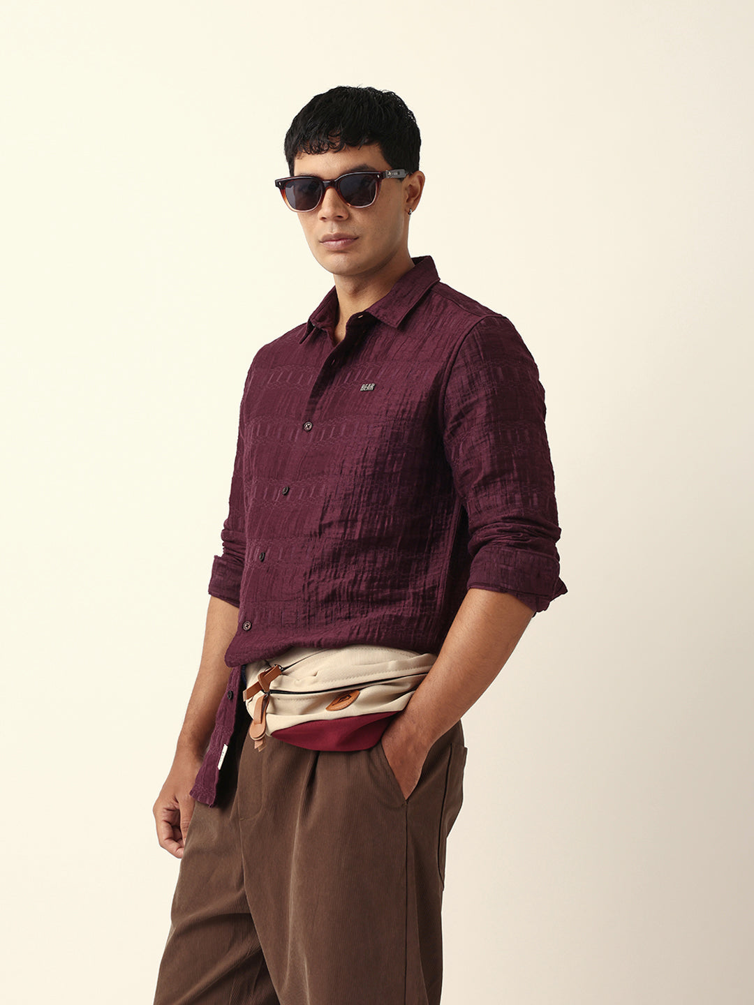 maroon textured woven self design slim fit casual shirt maroon textured woven self design slim fit casual shirt