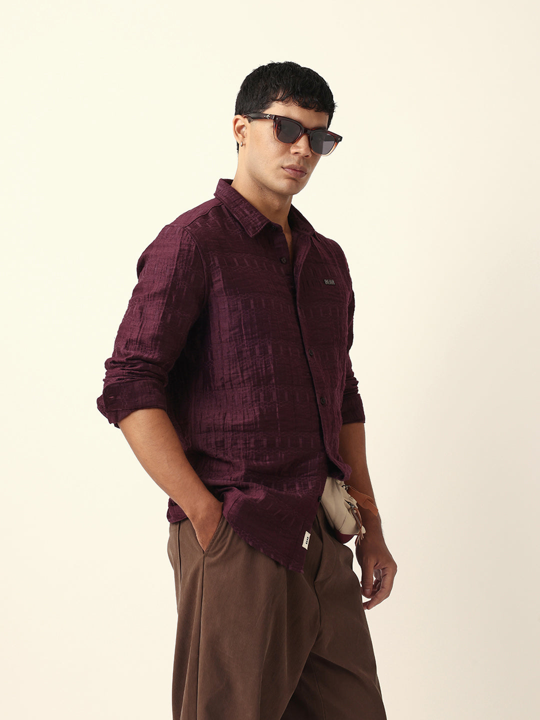 maroon textured woven self design slim fit casual shirt maroon textured woven self design slim fit casual shirt