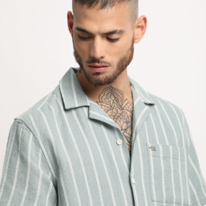 men's green striped regular fit casual shirt