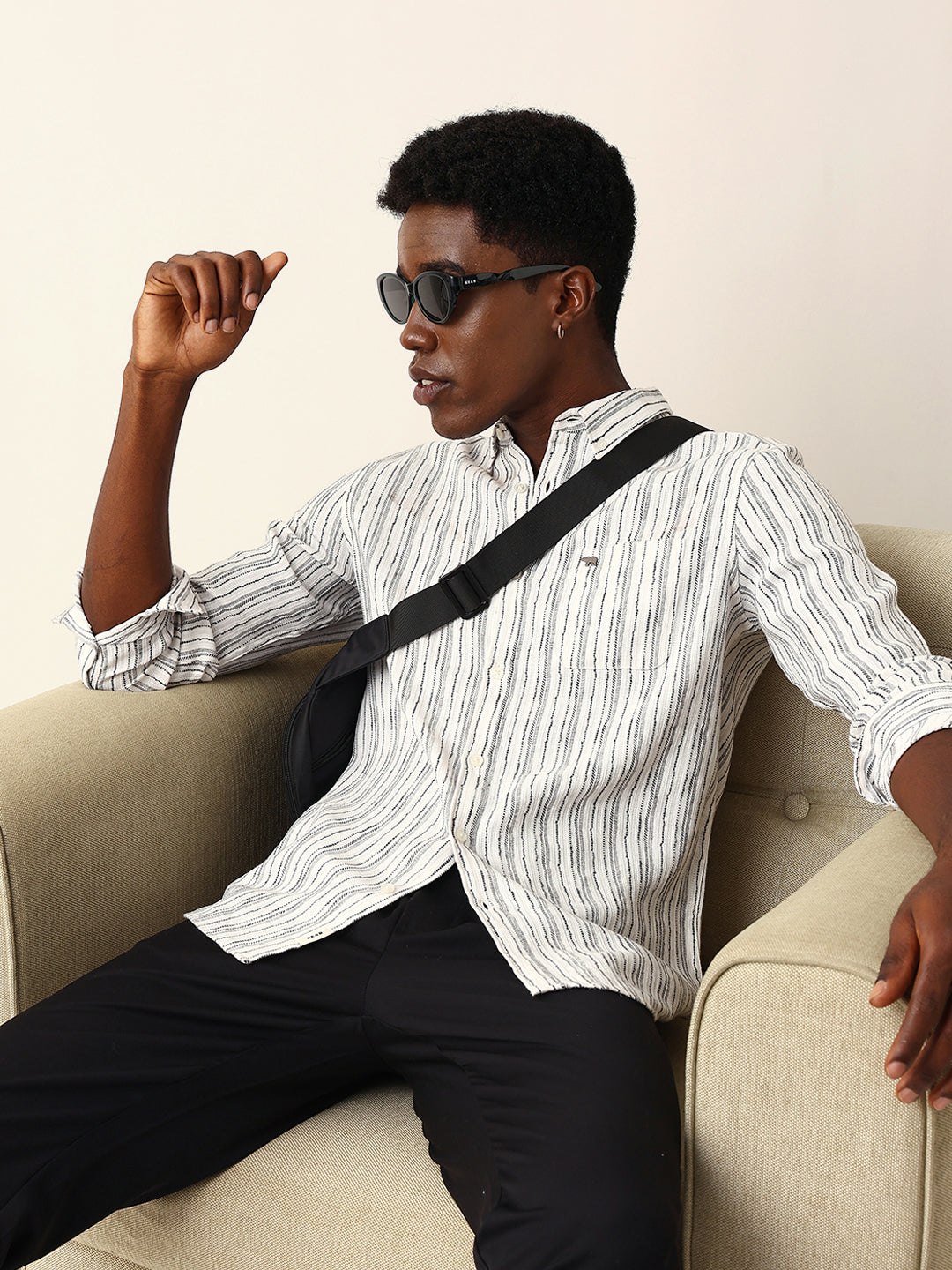 white slim fit casual shirt with woven vertical textured stripes white slim fit casual shirt with woven vertical textured stripes