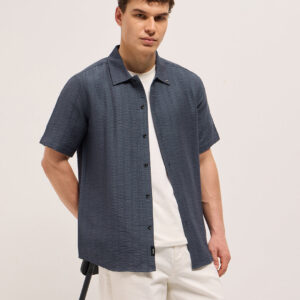 blue crinkled textured regular fit half sleeve casual shirt