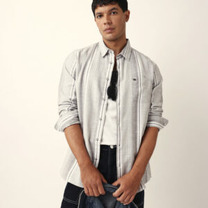 grey & white herringbone striped slim fit casual shirt