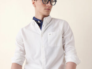 white solid slim fit casual shirt with button down collar