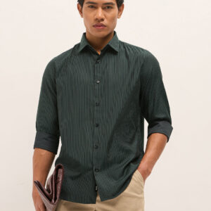 green woven pin stripe design tailored fit formal shirt