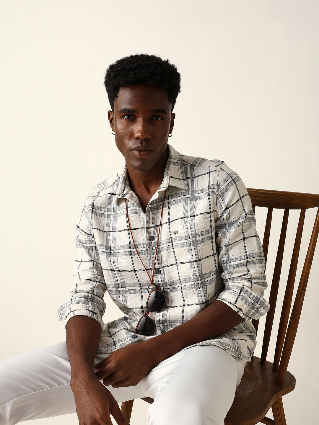 white & grey herringbone flannel checked regular fit casual shirt white & grey herringbone flannel checked regular fit casual shirt