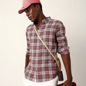 maroon & cream woven checked slim fit casual shirt