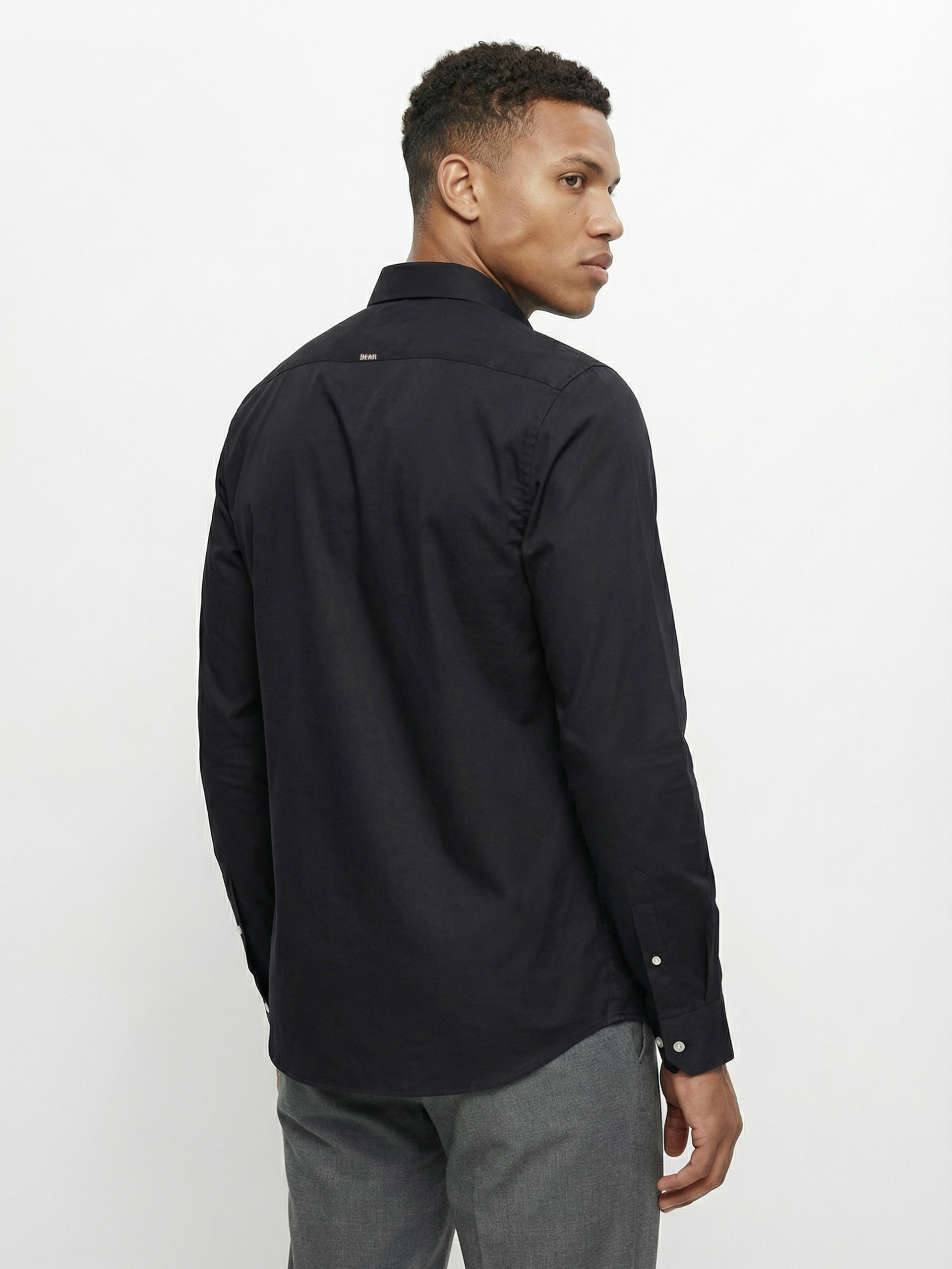 black solid slim fit casual shirt black solid slim fit casual shirt